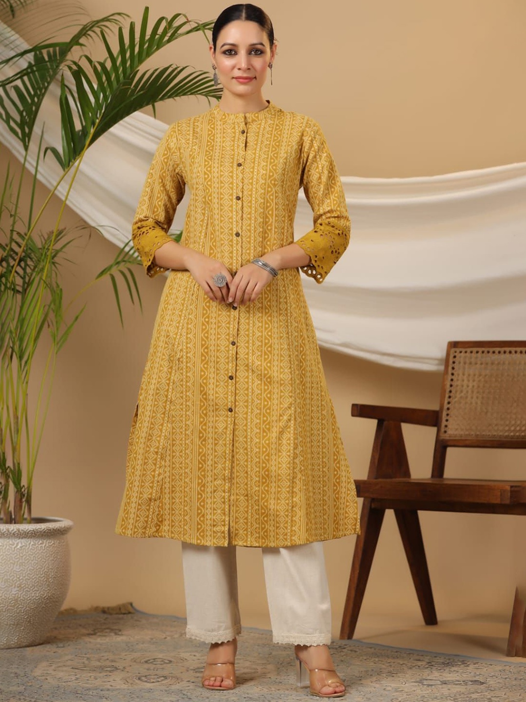 

INDYES Women Ethnic Motifs Printed Regular Pure Cotton Kurta with Trousers, Yellow