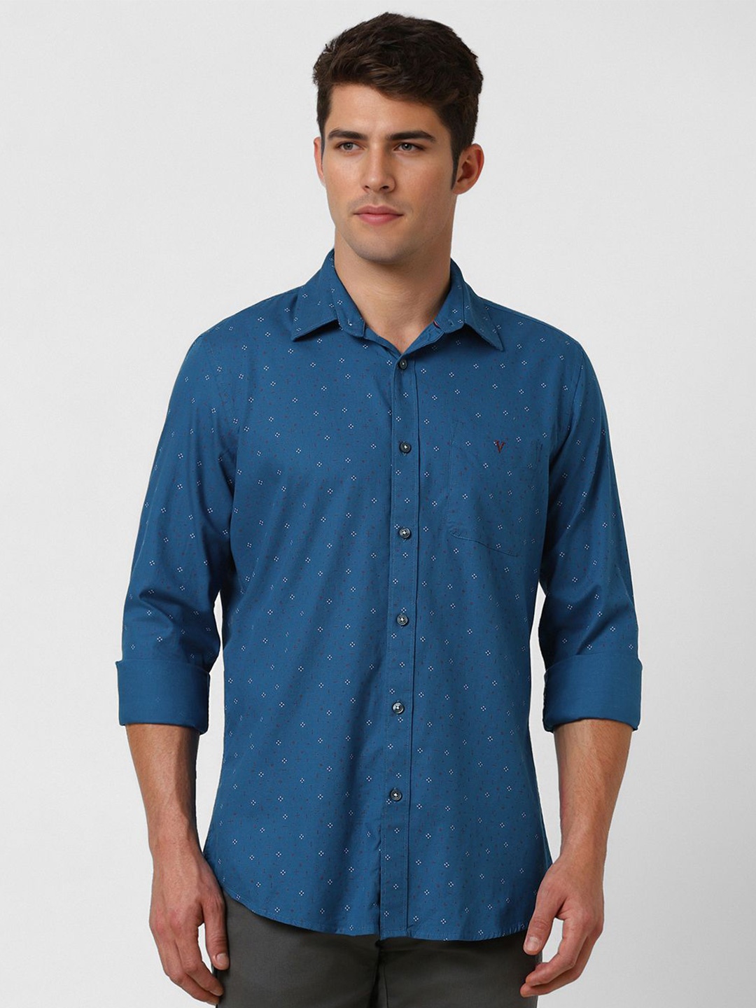 

Van Heusen Sport Men Slim Fit Opaque Printed Casual Shirt, Blue