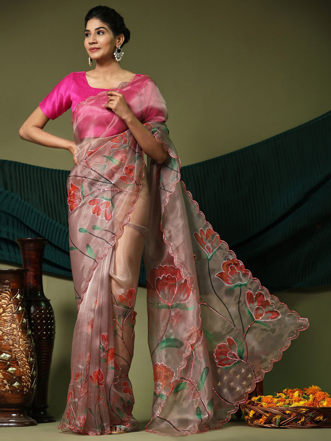 

Anouk Floral Printed Sequinned Organza Saree, Grey melange