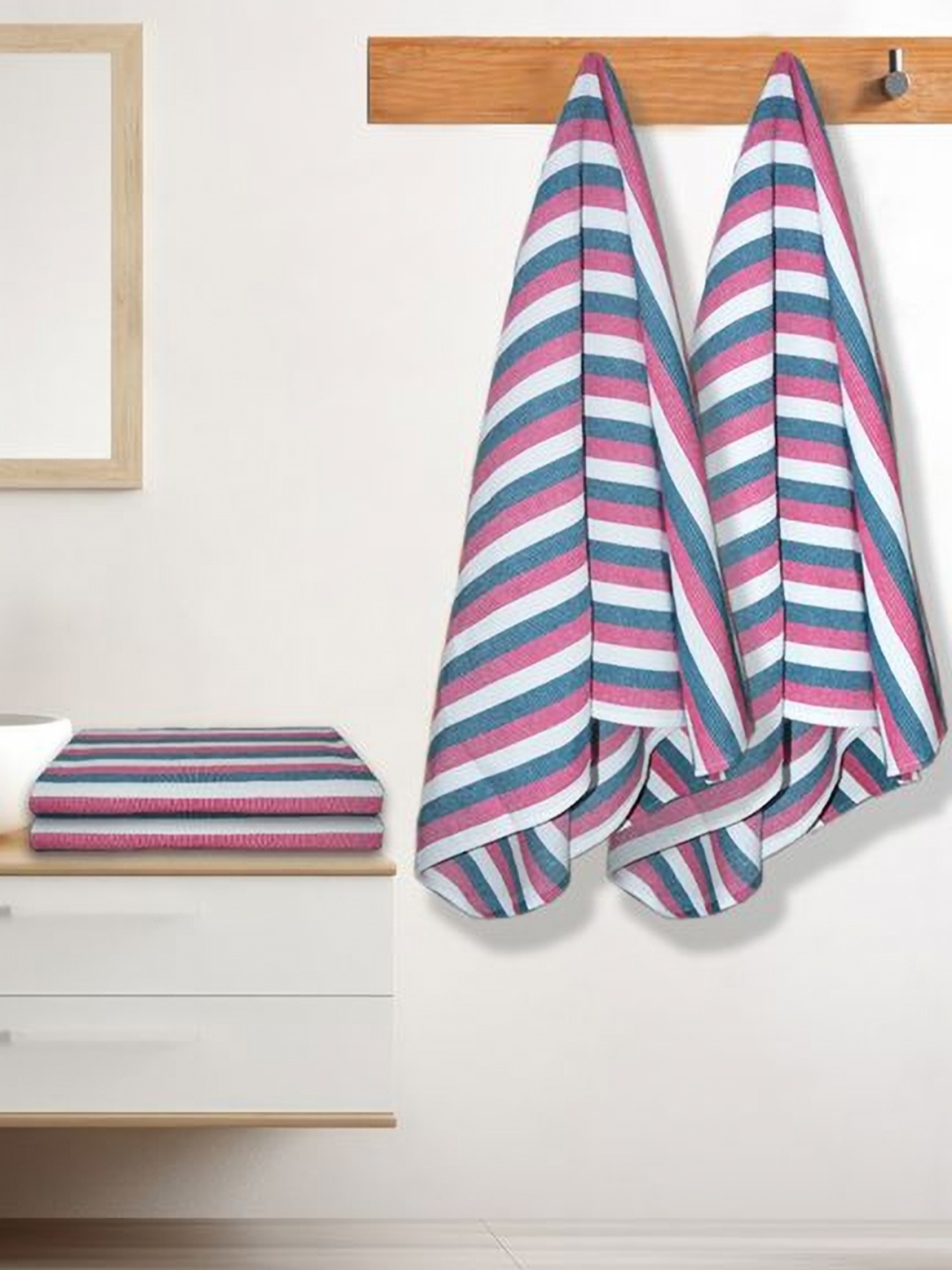 

Aura Red & White 4 Striped Cotton 210 GSM Bath Towel
