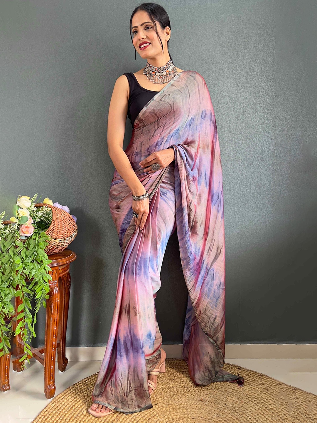 

HERE&NOW Poly Georgette Saree, Pink