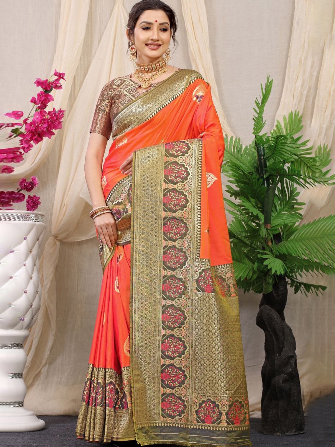 

Royal Rajgharana Saree Woven Design Zari Pure Silk Banarasi Sarees, Orange