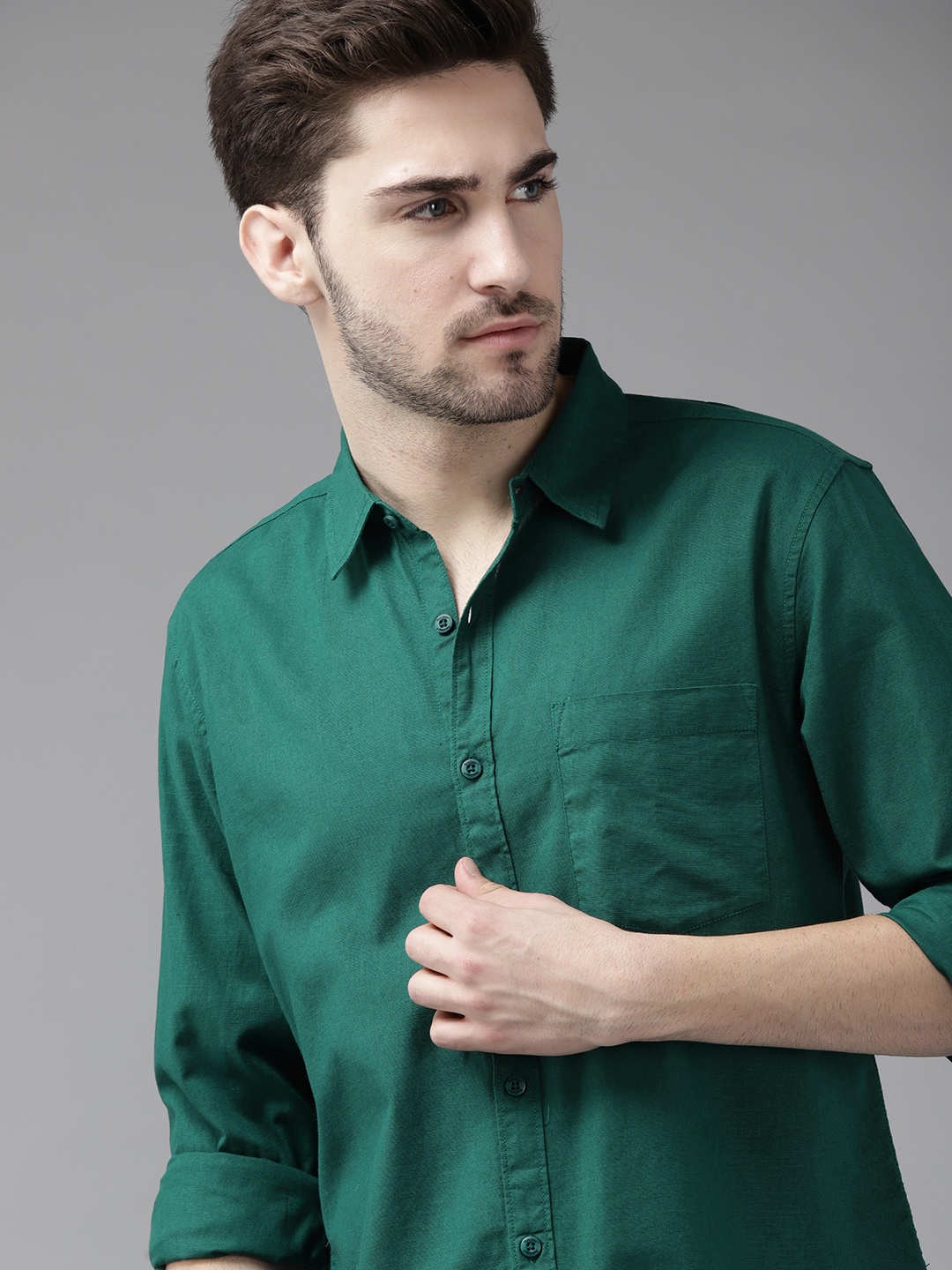 

Roadster Men Green Pure Cotton Solid Casual Shirt