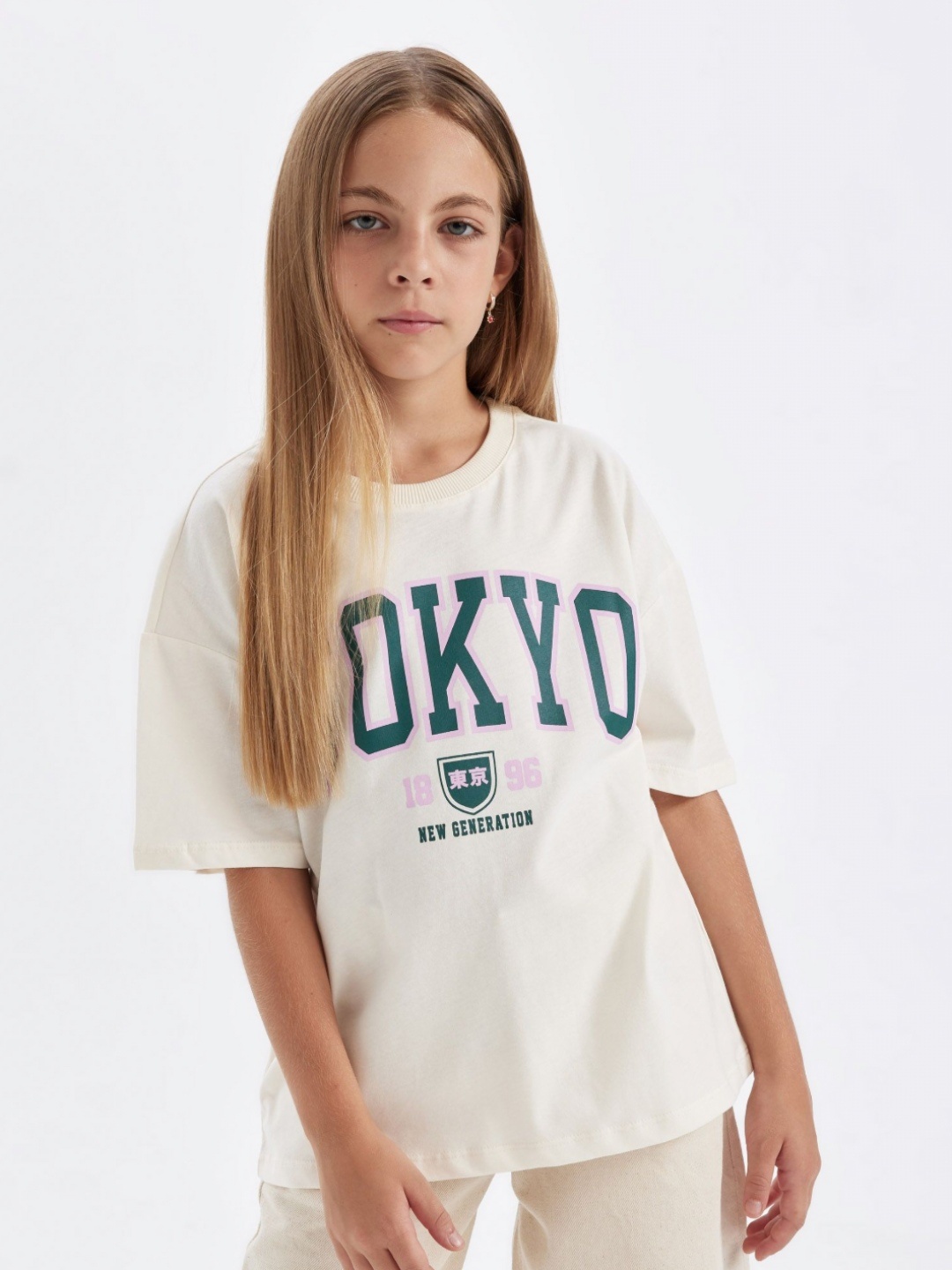 

DeFacto Girls Typography Printed Extended Sleeves T-shirt, Na