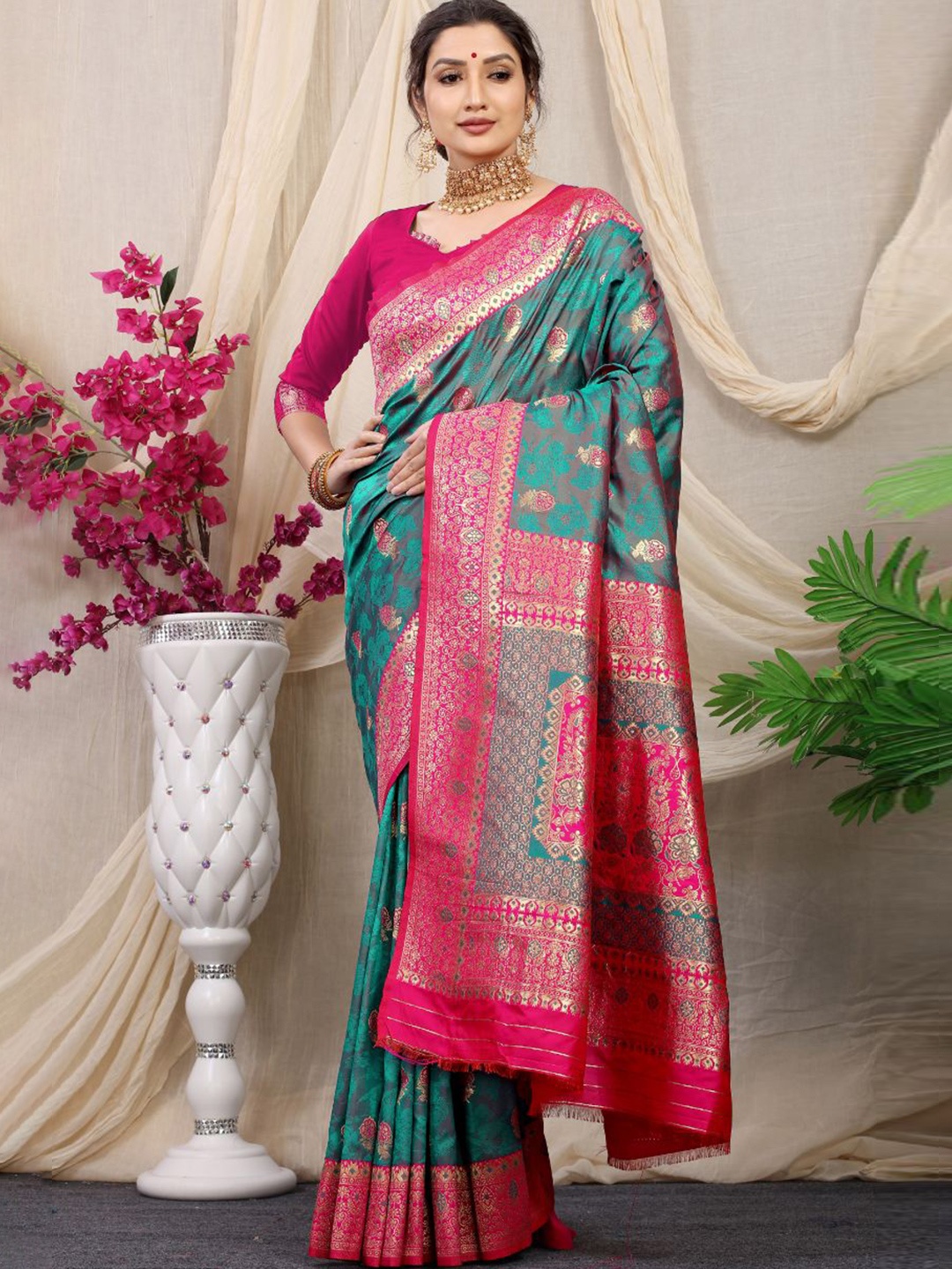 

Royal Rajgharana Saree Women Woven Design Zari Pure Silk Banarasi Sarees With Blouse Piece, Teal