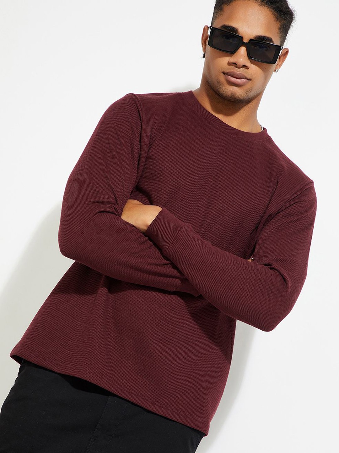 

MAX URB_N Men Textured T-shirt, Burgundy