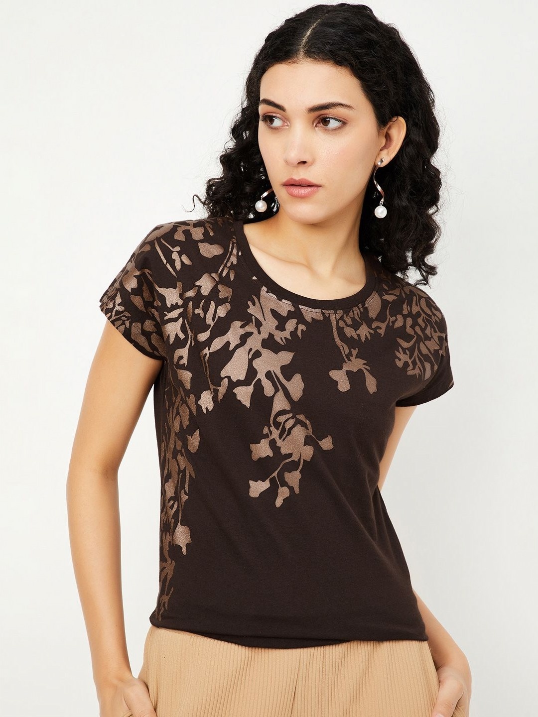 

max Women Abstract Printed Round Neck Cotton T-shirt, Brown