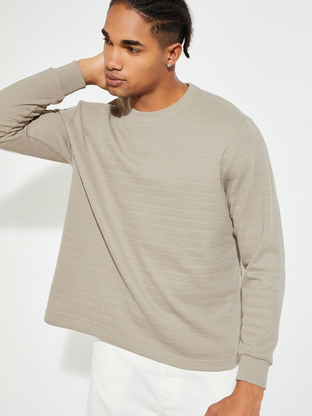 

MAX URB_N Men Textured T-shirt, Grey