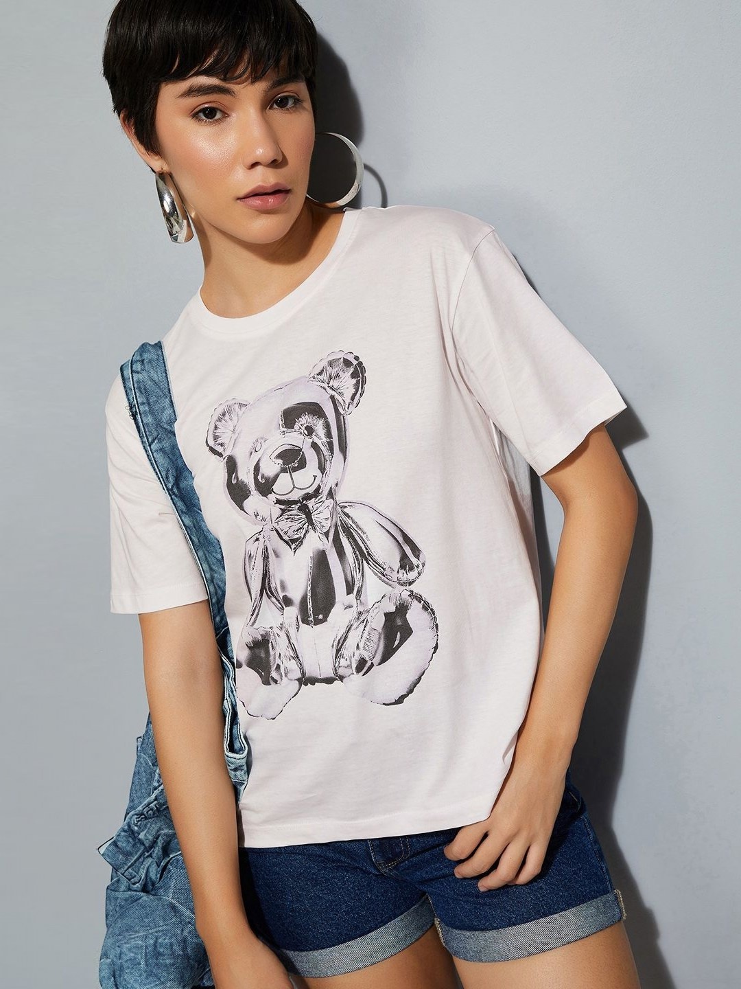 

MAX URB_N Women Printed Relaxed Fit T-shirt, White