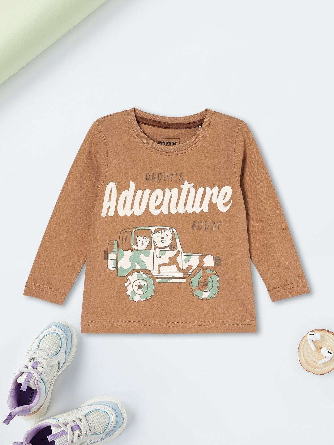 

max Boys Graphic Printed Round Neck Cotton T-shirt, Brown