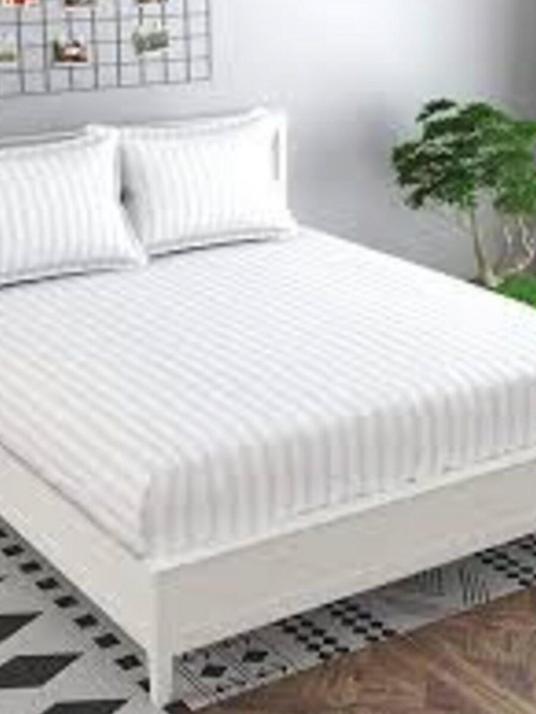 

Bedbathandbliss White & Grey Striped 300 TC King Bedsheet Set 2.74 x 2.74 m