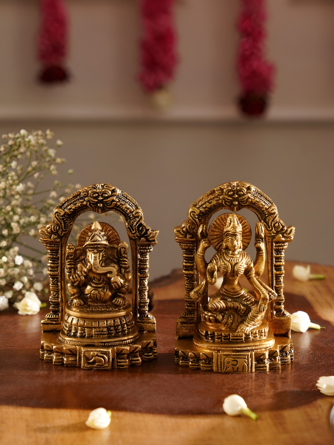 

JAYPORE Gold-Toned Religious Idol Showpiece