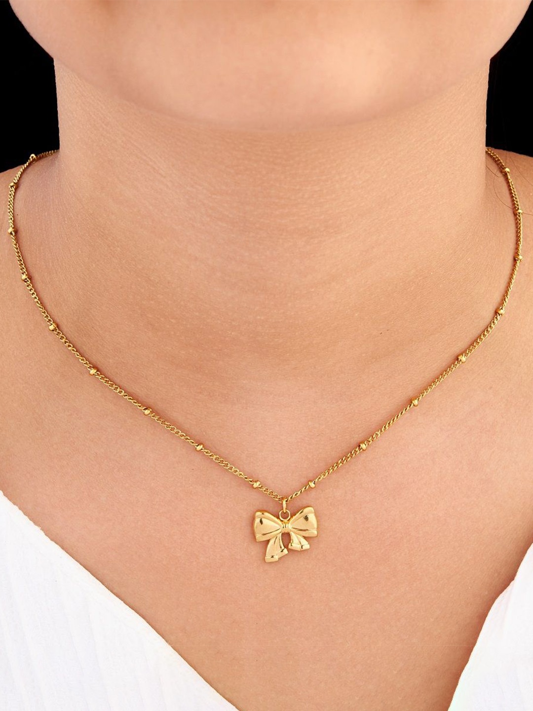 

ANJNI CREATION Gold-Plated Necklace