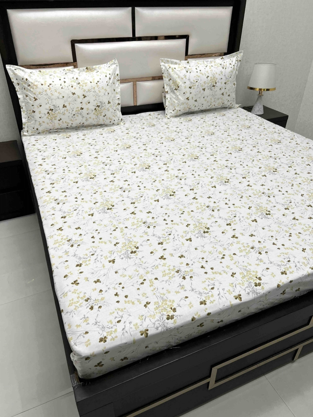 

Pure Decor Cotton King Size Double Bed Bedsheet With 2 Pillow Covers 108 in X 108 in, White