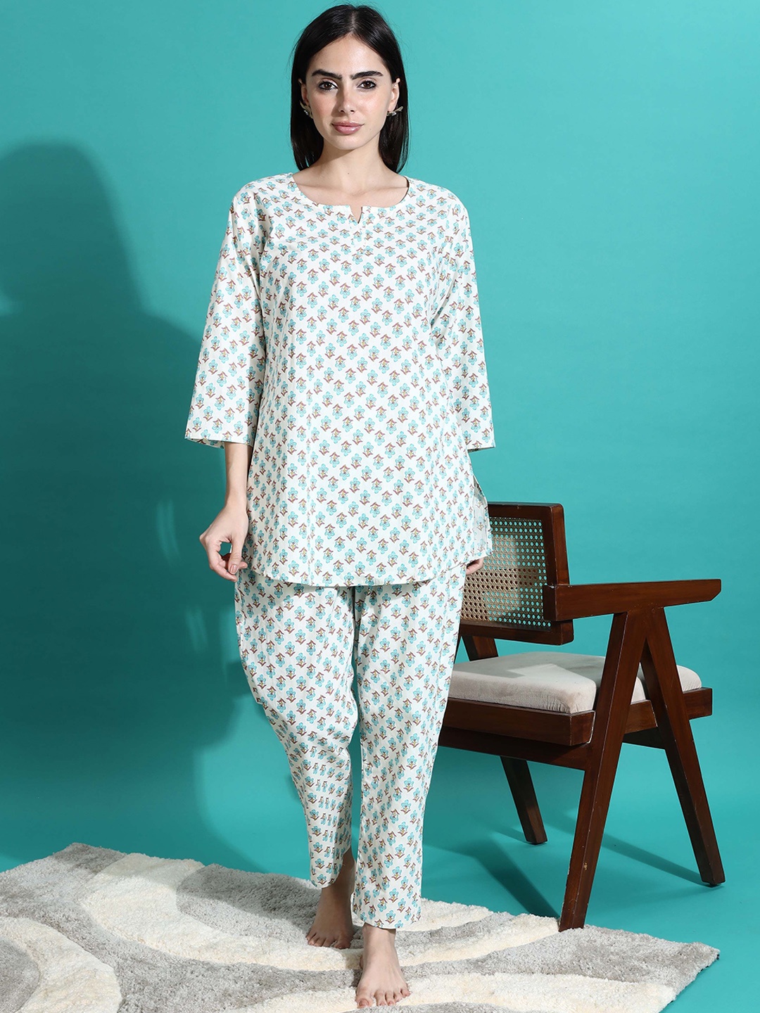 

9shines Label Floral Printed Notch Neck Pure Cotton Kurti With Pyjamas, White