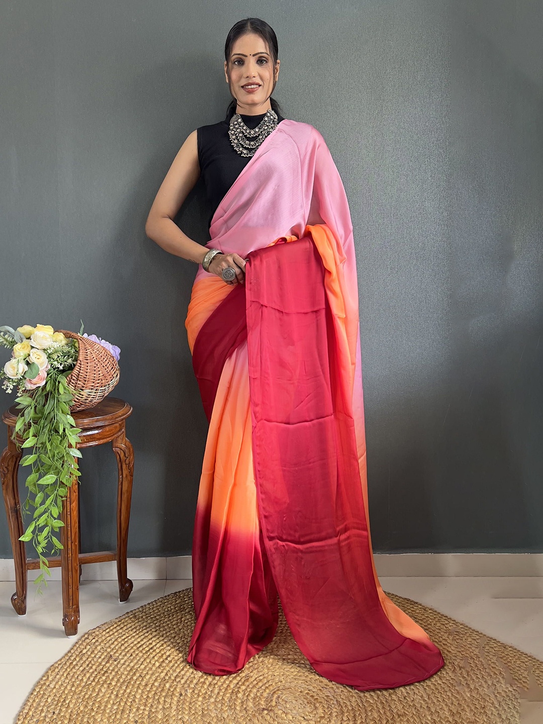 

KAYOMMI Dyed Ombre Pure Crepe Ready to Wear Saree, Red