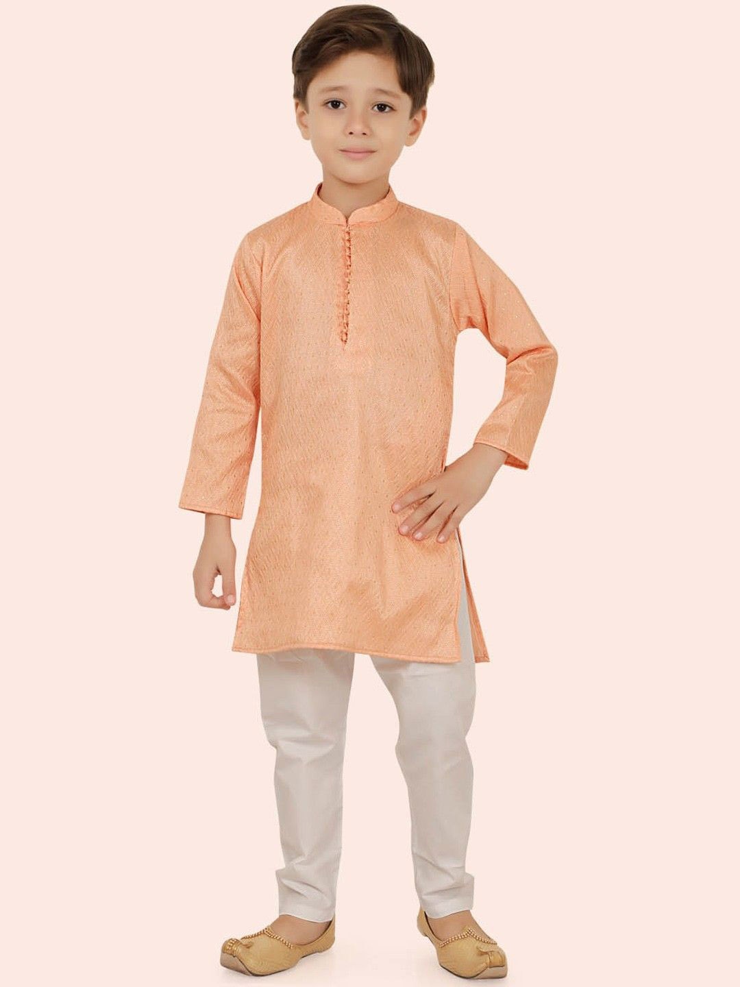

Ethniks Neu-Ron Boys Regular Thread Work Pure Silk Kurta with Pyjamas, Peach