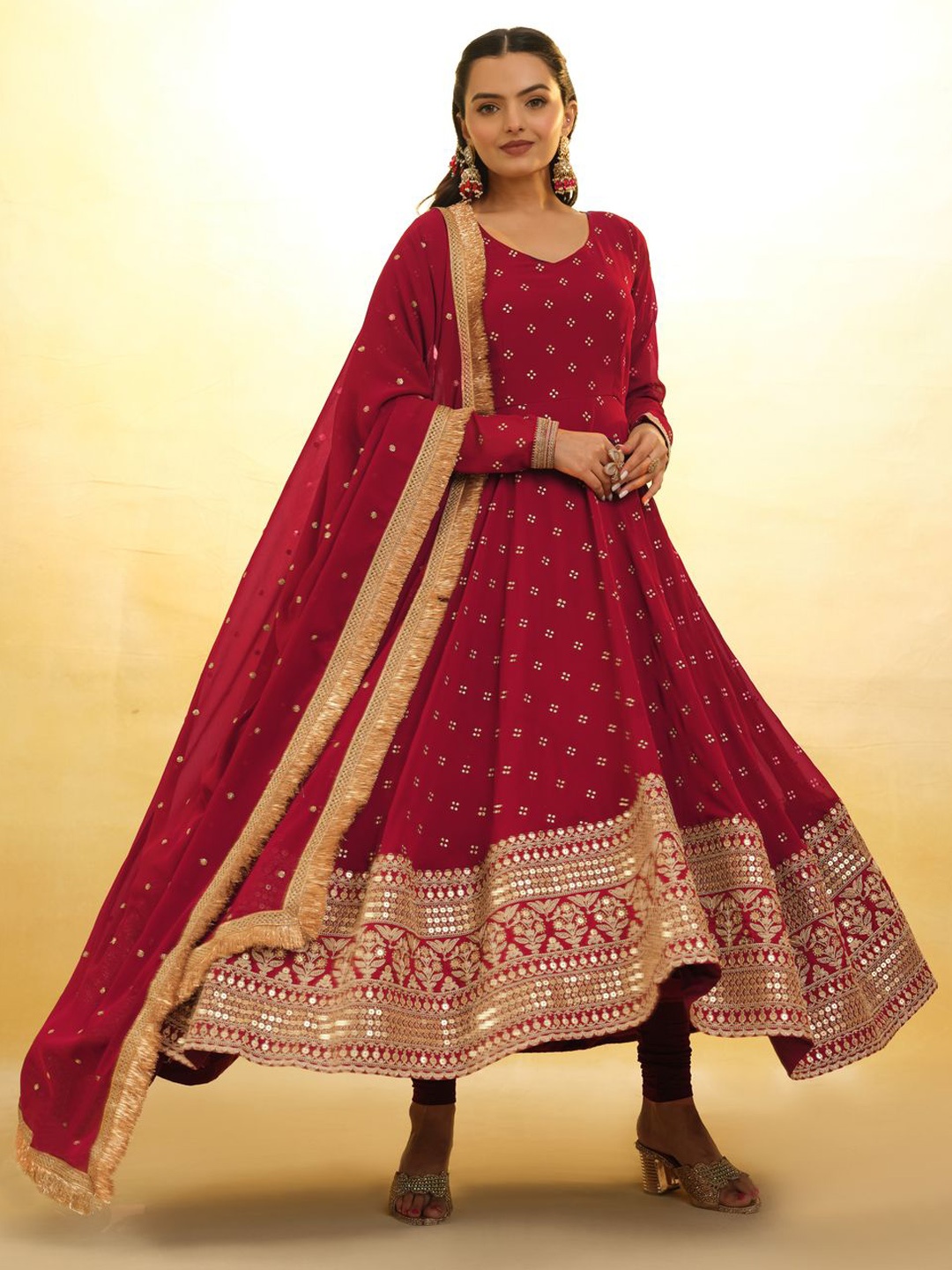 

Fusionic Women Bandhani Embroidered Regular Sequinned Kurti With Dupatta, Maroon