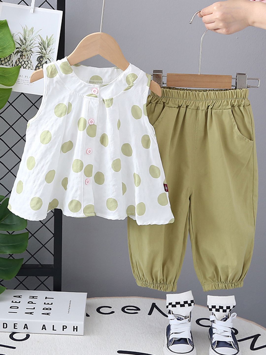 

INCLUD Girls Printed Top, Green