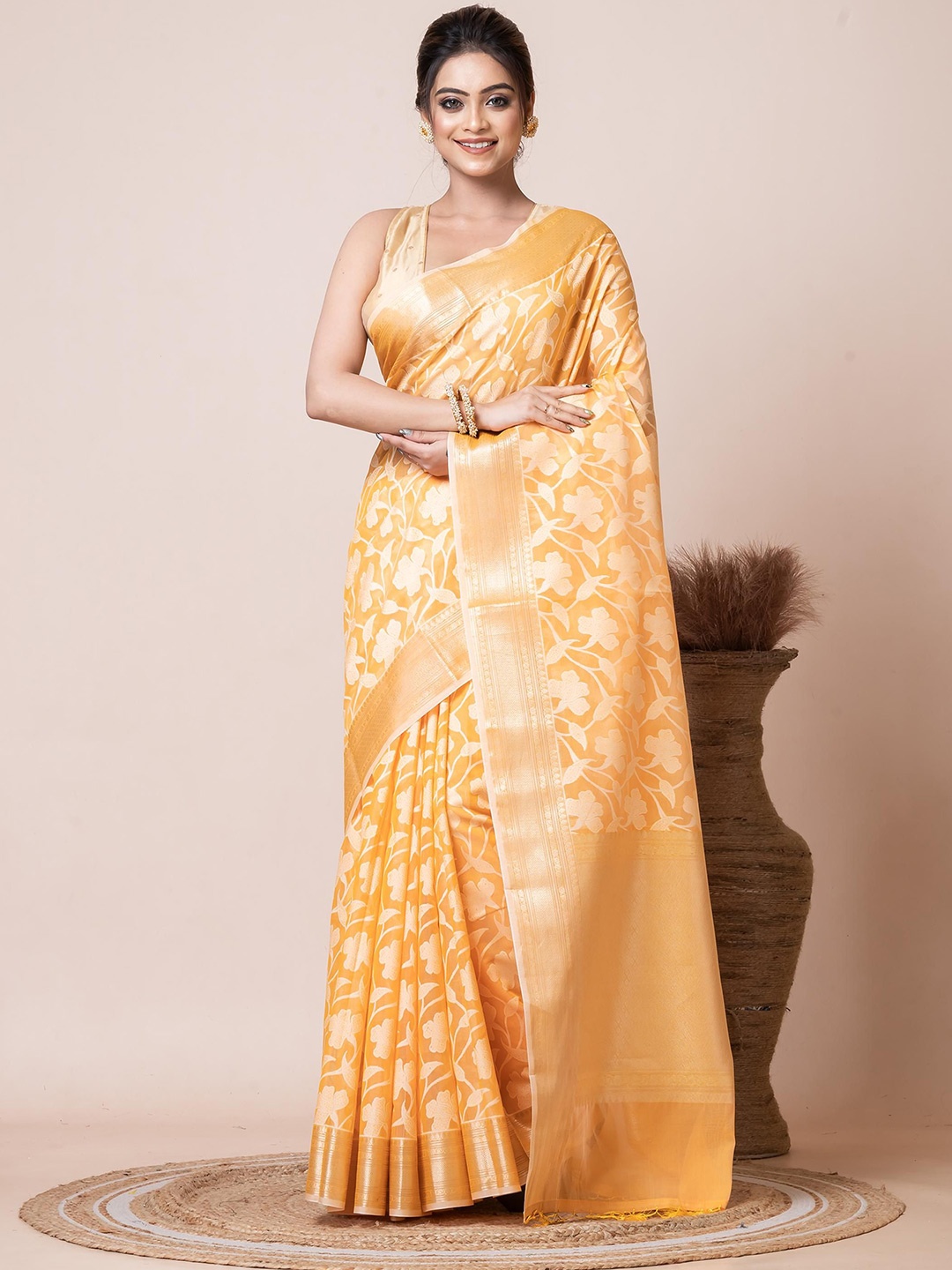 

VIBHAVARI Woven Design Zari Chanderi Saree, Yellow