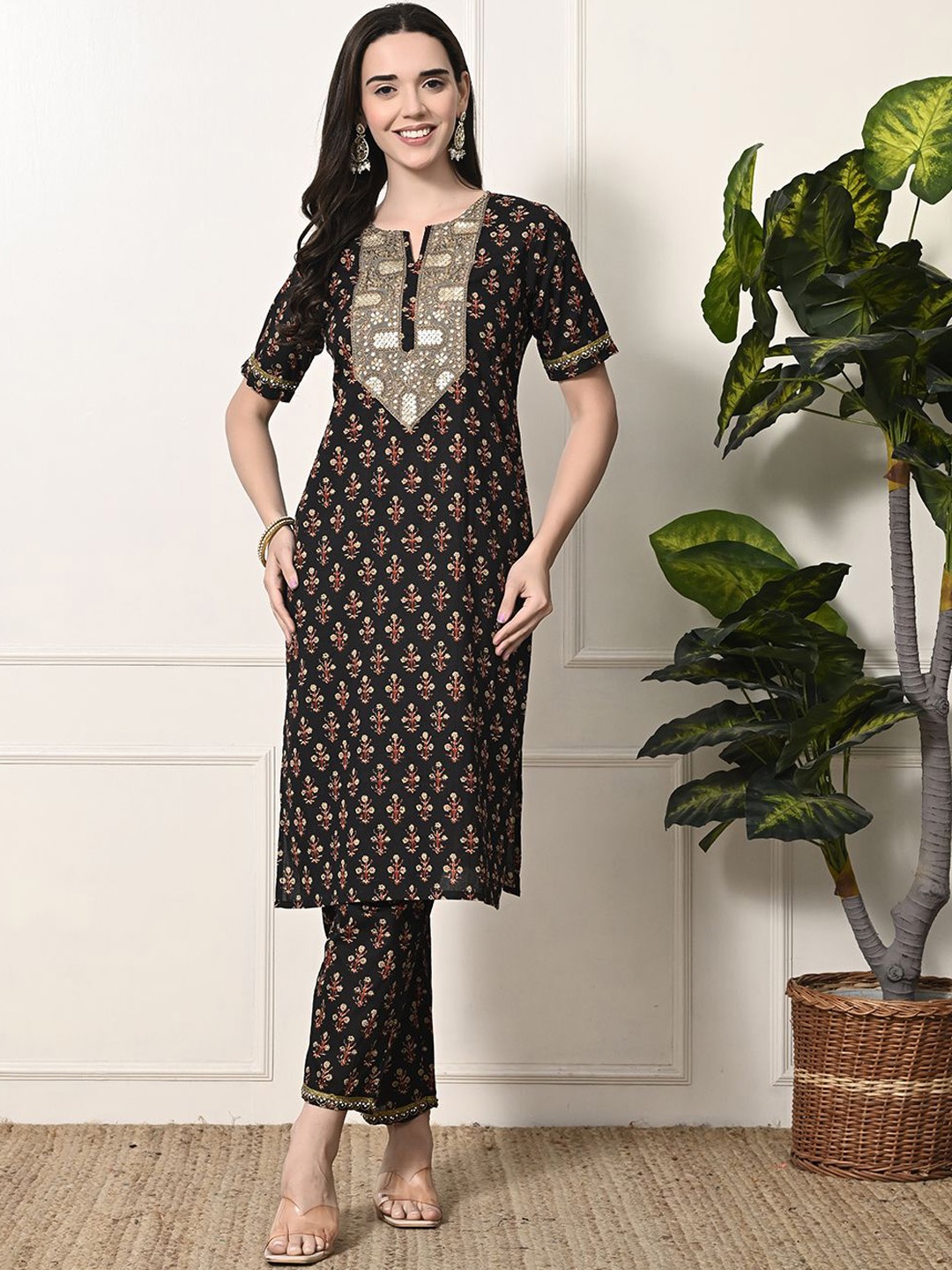 

Myshka Women Ethnic Motifs Embroidered Regular Beads and Stones Pure Cotton Kurta with Trousers, Black