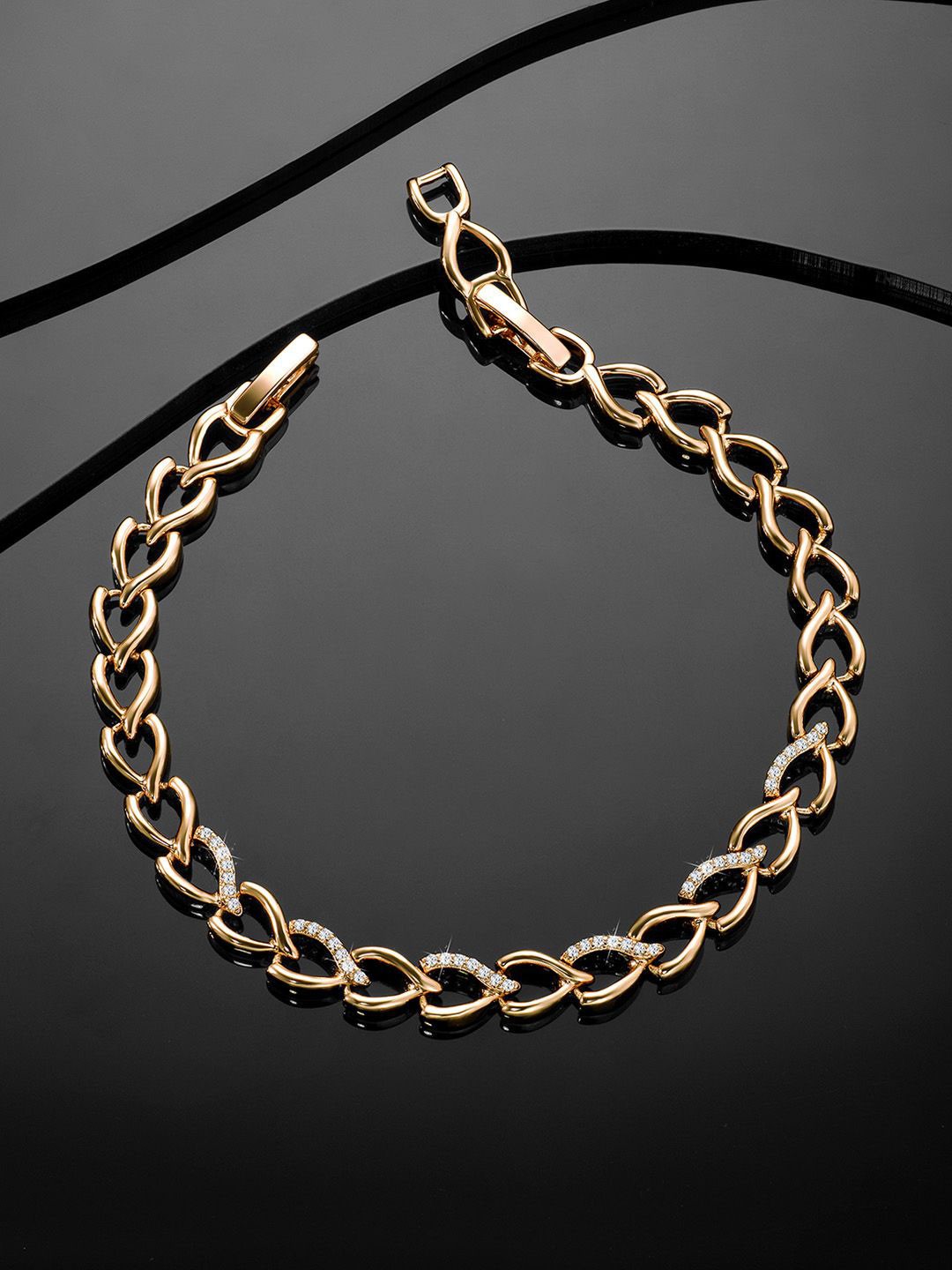 

Peora Women Brass Cubic Zirconia Gold-Plated Link Bracelet