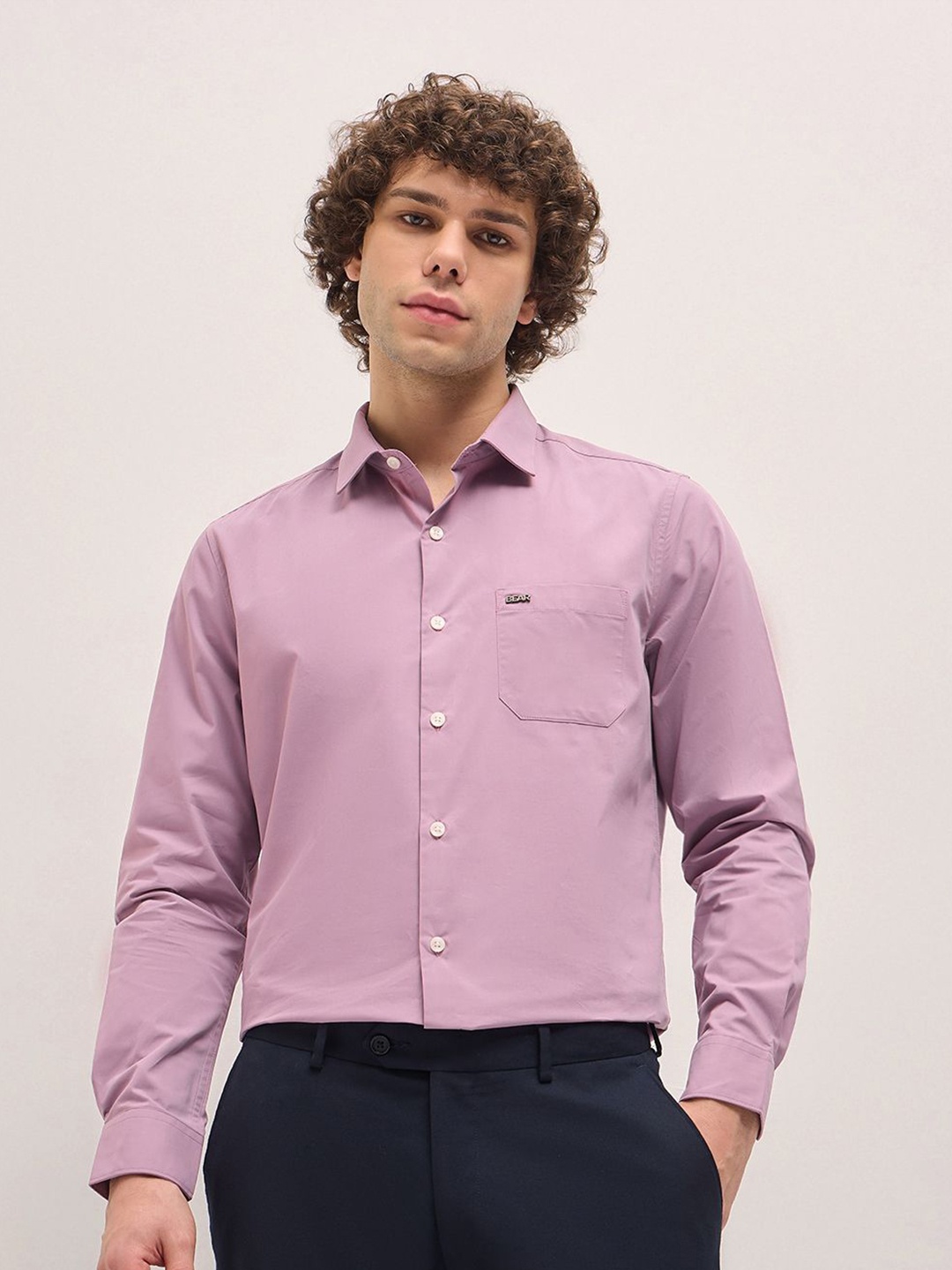 

THE BEAR HOUSE Men Spread Collar Solid Cotton Tailored Fit Formal Shirt, Purple