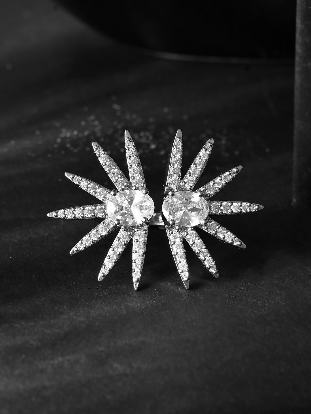 

Voylla Rhodium-Plated AD Stone-Studded Adjustable Finger Ring, Silver