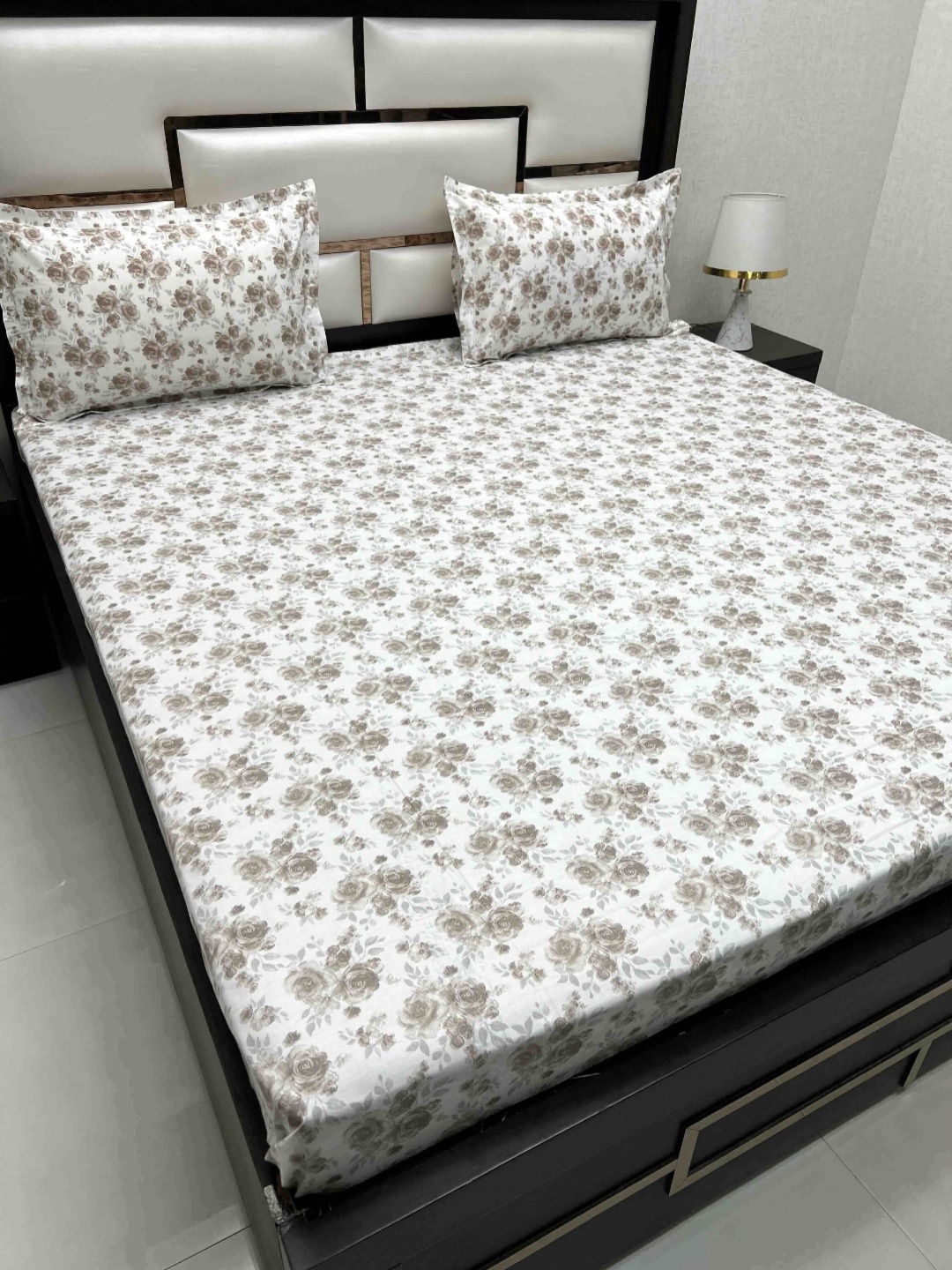 

Pure Decor White & Brown Floral 300 TC King Bedsheet with 2 Pillow Covers