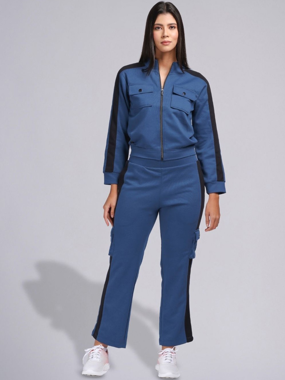 

PUREMIST Colourblocked Mock Collar Long Sleeves Sweatshirt With Trouser, Blue