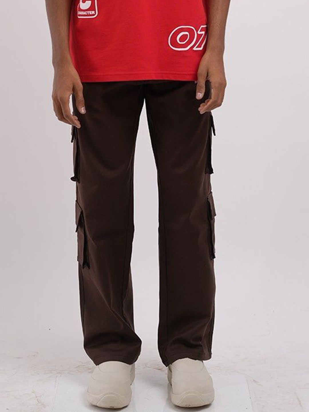 

Main Character India Unisex Relaxed Fit Low Distress Stretchable Jeans, Brown