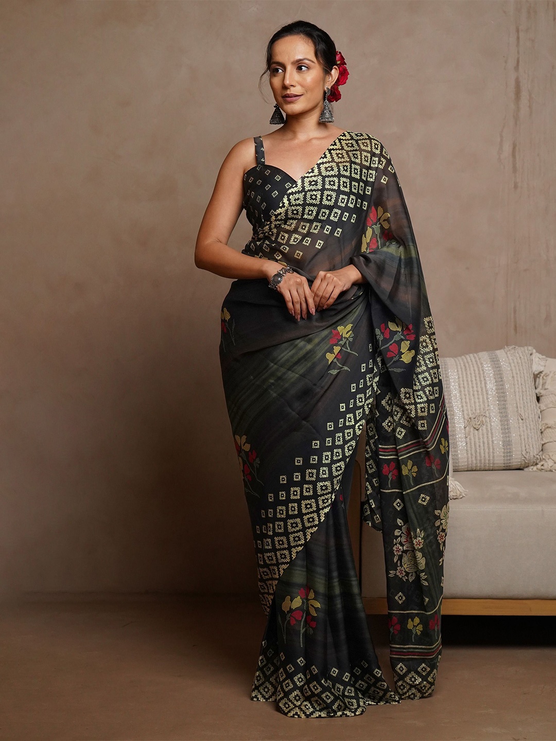 

KALINI Floral Poly Chiffon Saree, Black