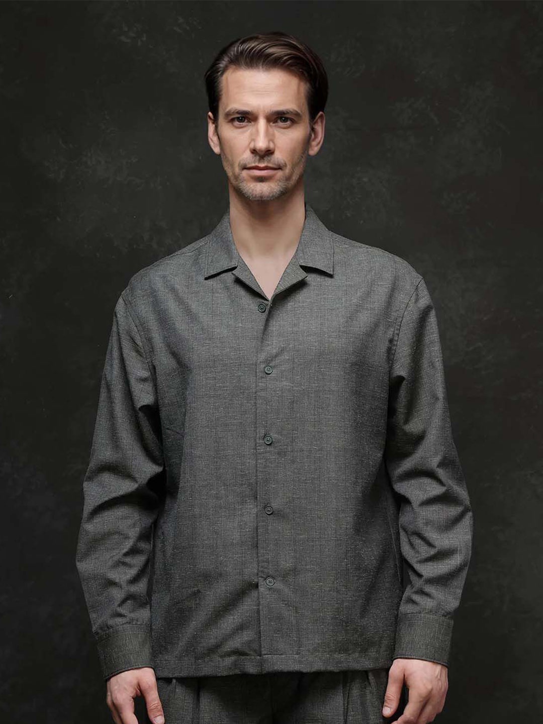 

RARE RABBIT Men Comfort Cuban Collar Textured Solid Cotton Casual Shirt, Grey