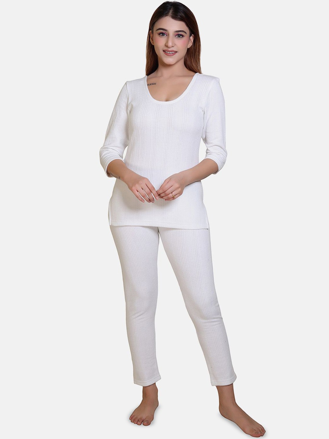 

Divine Girl Striped Thermal Set, White