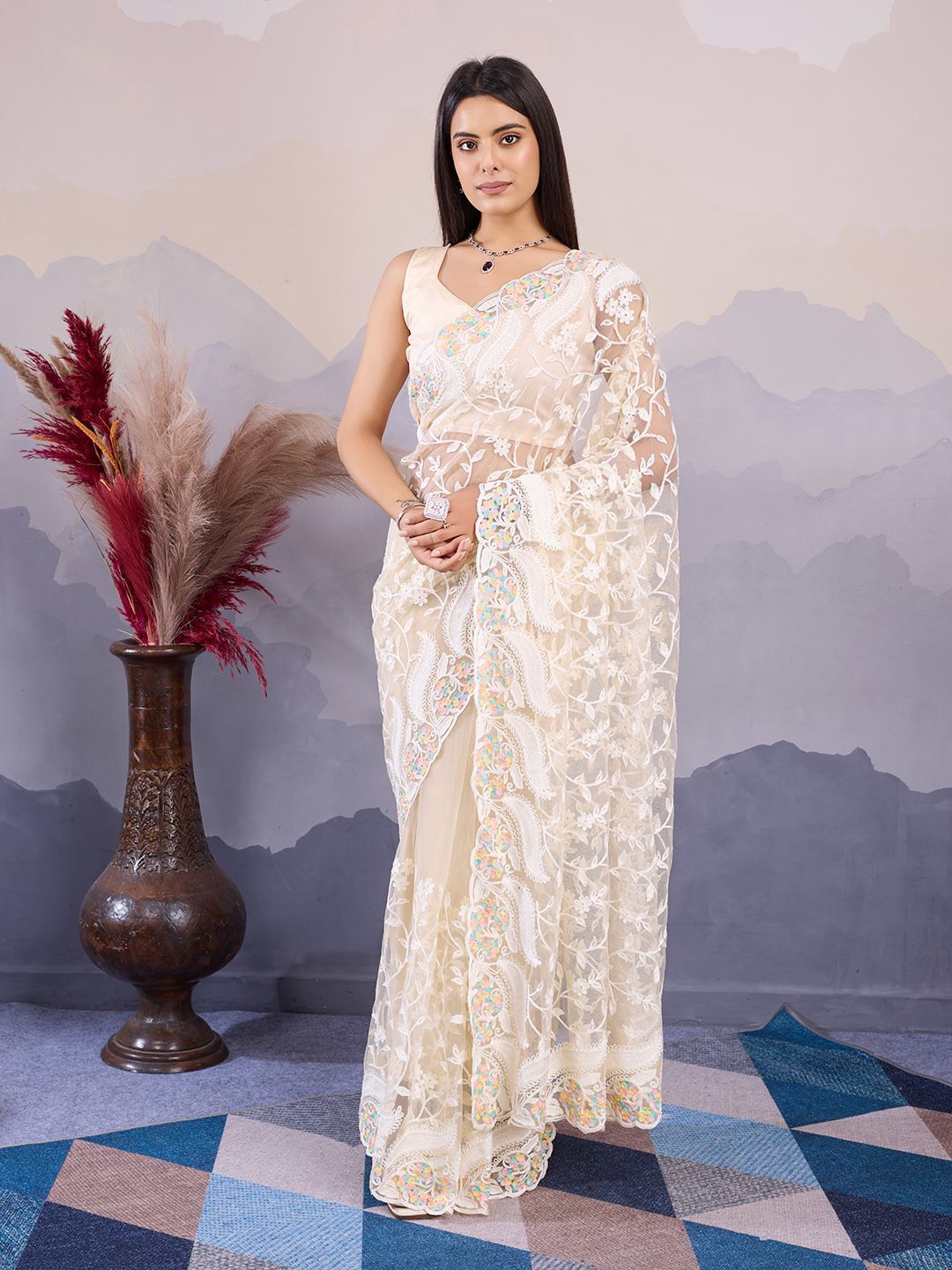 

HERE&NOW Floral Embroidered Designer Saree, White