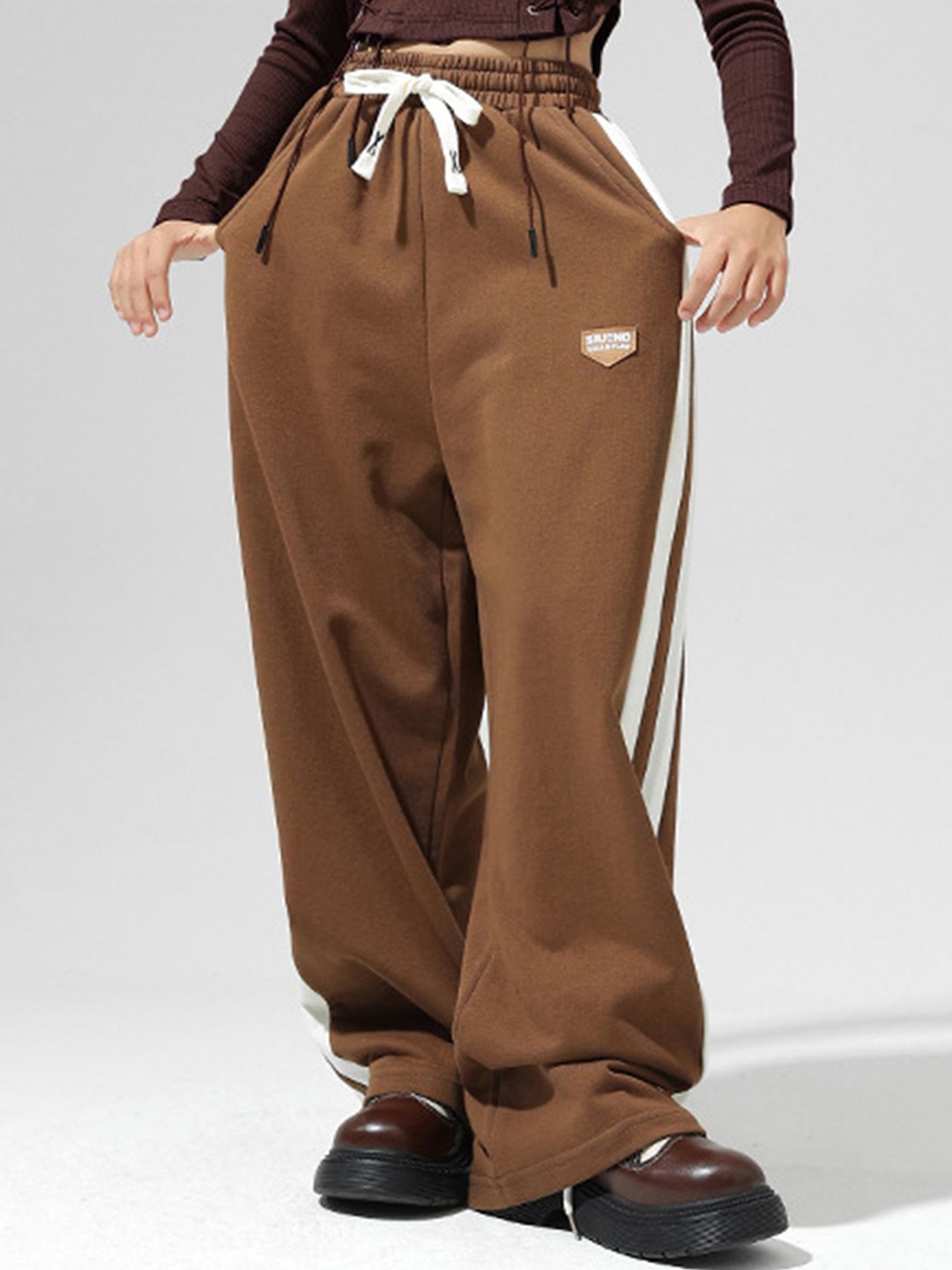

LULU & SKY Girls Straight Fit High-Rise Trousers, Brown