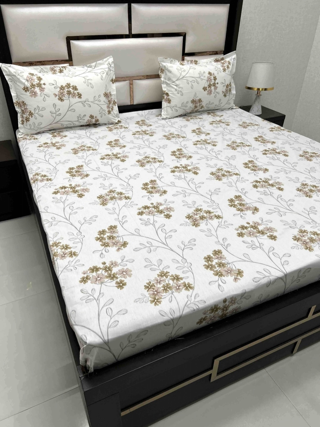 

Pure Decor White & Brown Floral 260 TC King Bedsheet with 2 Pillow Covers