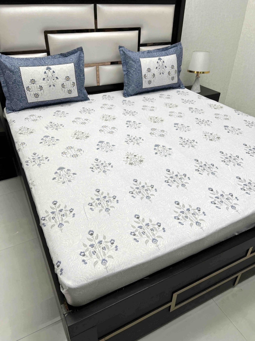 

Pure Decor White & Blue Floral 330 TC King Bedsheet with 2 Pillow Covers