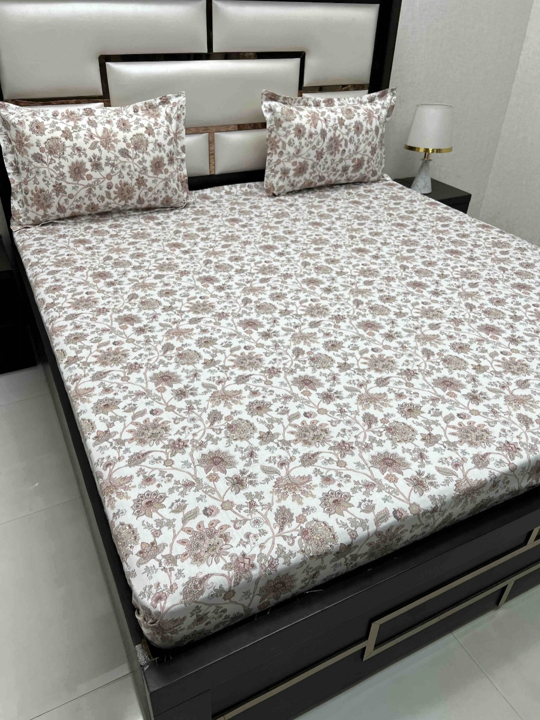 

Pure Decor Brown & White Floral 260 TC King Bedsheet with 2 Pillow Covers