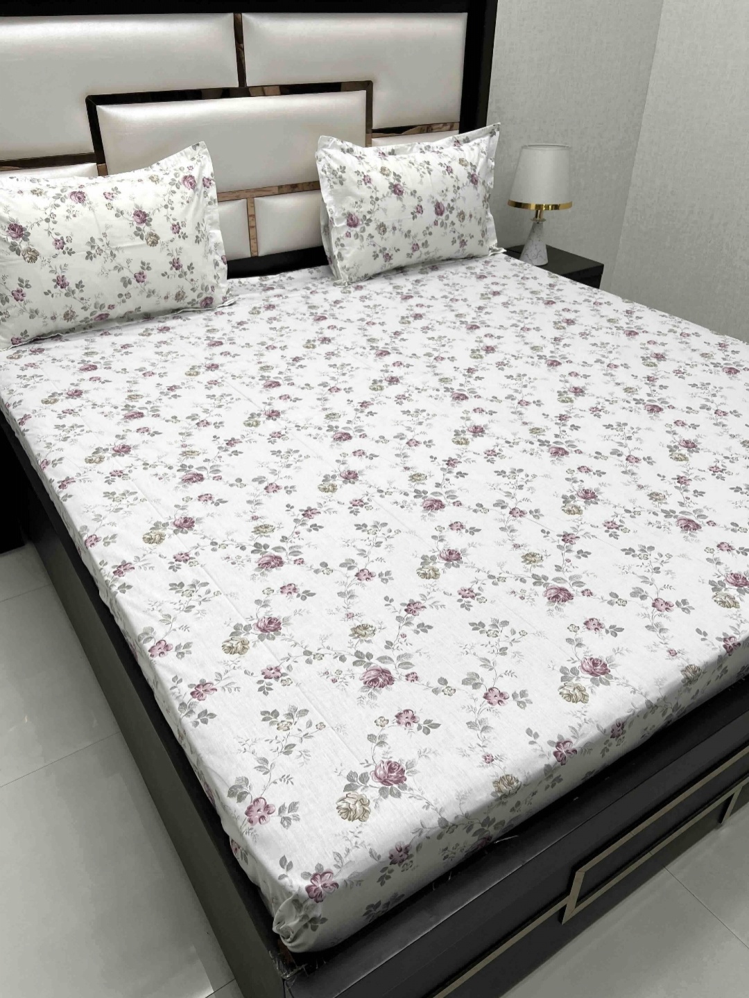 

Pure Decor Cotton King Size Double Bed Bedsheet With 2 Pillow Covers 108 in X 108 in, White