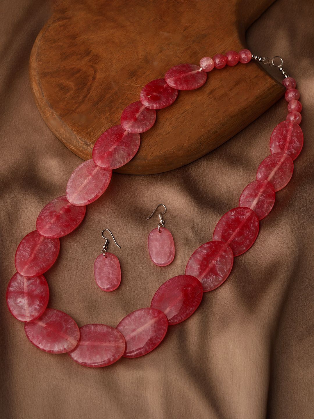 

VENI Beaded Necklace With Earrings, Pink