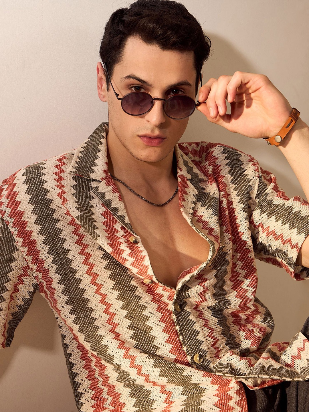 

DENNISON Men Zigzag Pattern Drop-Shoulder Oversized Crochet Shirt, Cream