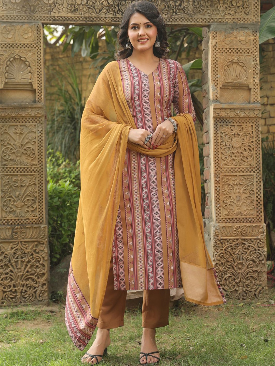

Anni Designer Floral Printed V-Neck Straight Kurta With Trousers & Dupatta, Yellow