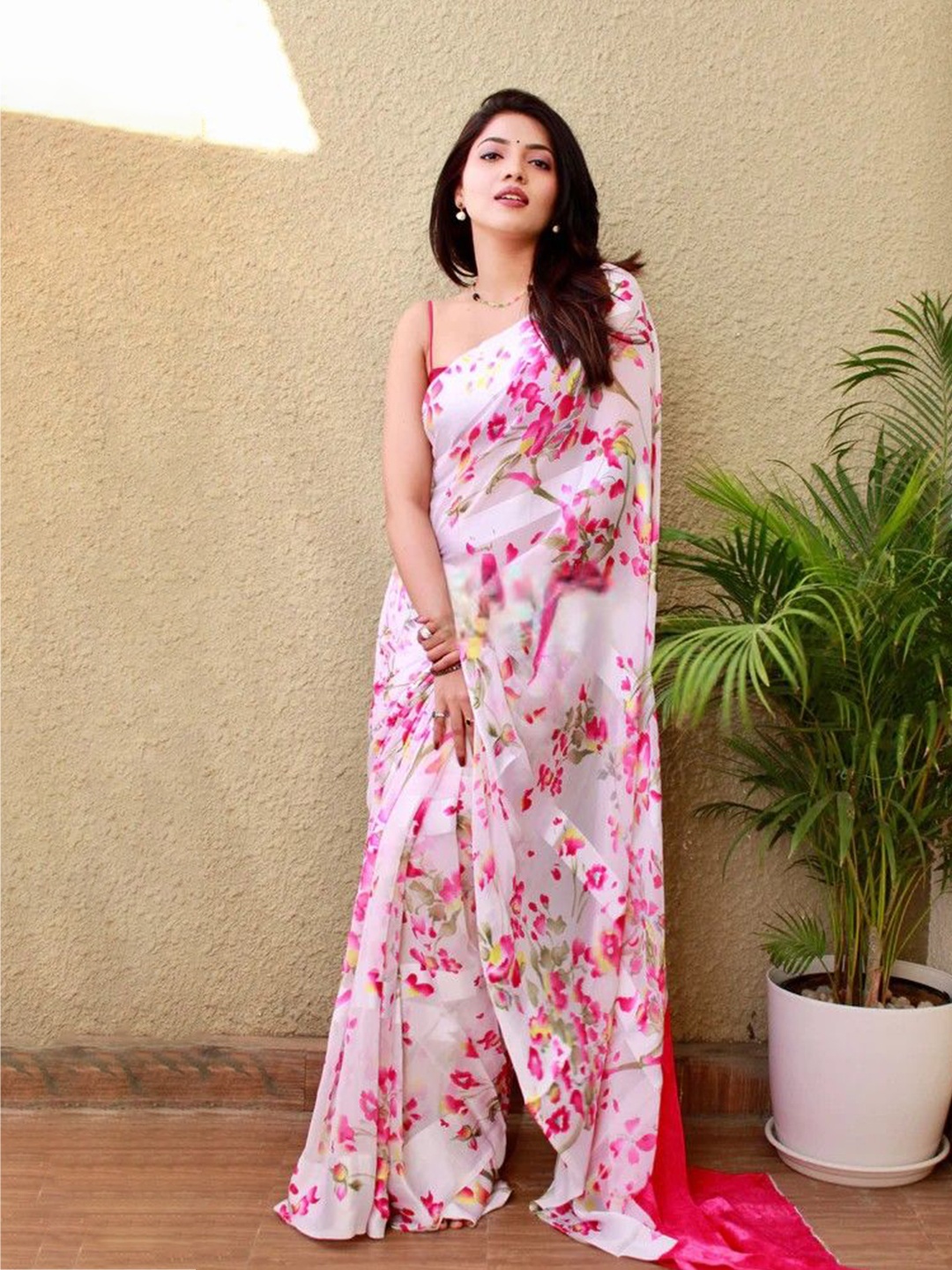 

Sanwariya Silk Floral Pure Georgette Bagh Saree, Pink