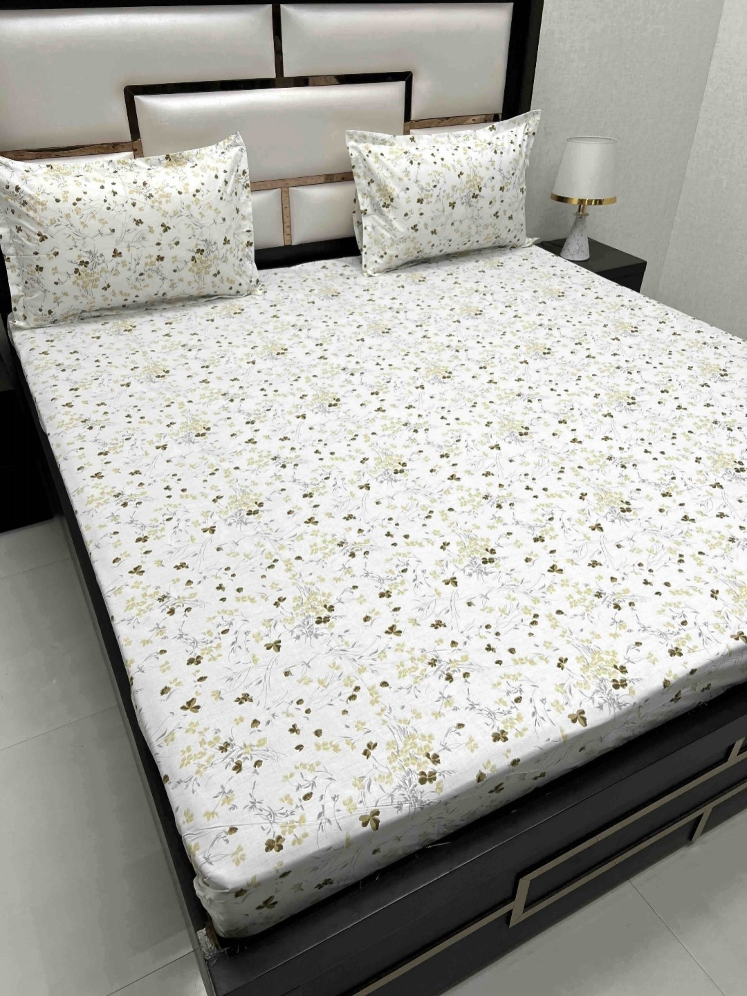 

Pure Decor Cotton King Size Double Bed Bedsheet With 2 Pillow Covers 108 in X 108 in, White