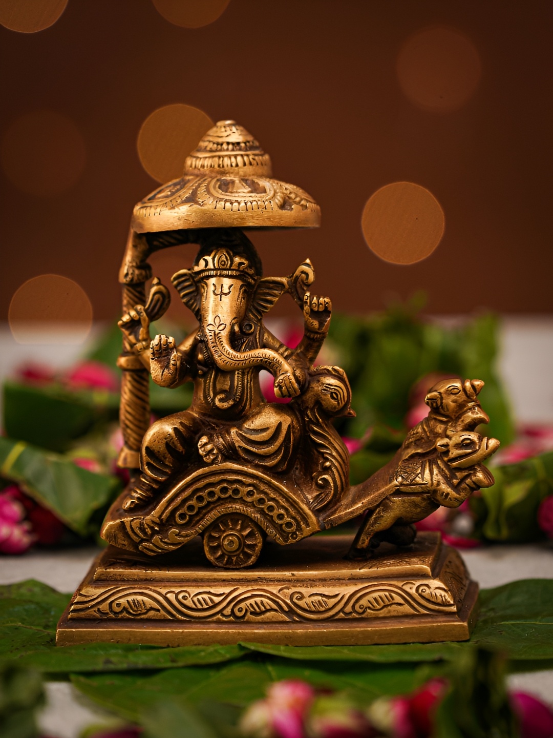 

JAYPORE Gold-Toned Religious Idol Showpiece