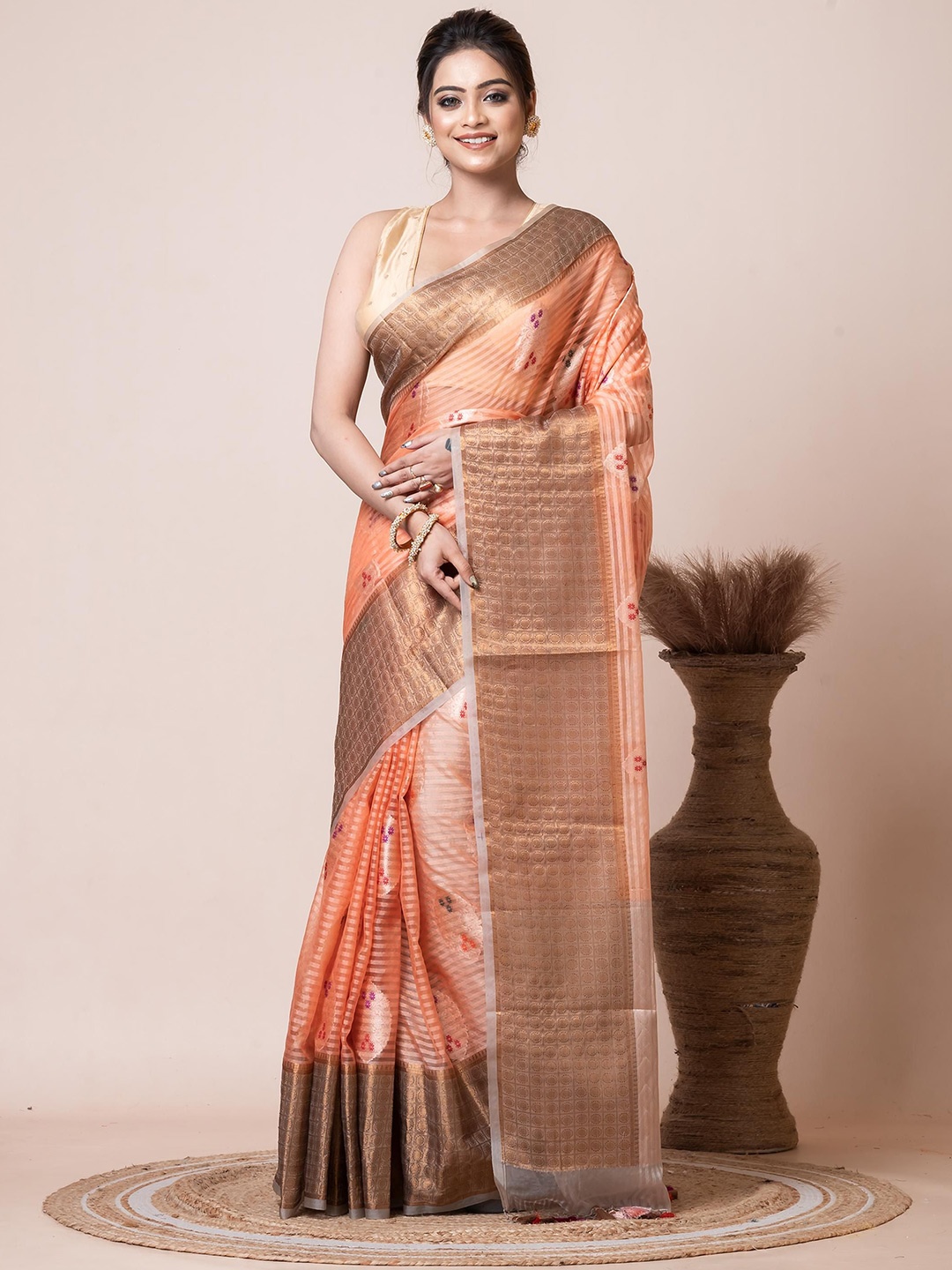 

VIBHAVARI Woven Design Zari Organza Saree, Peach