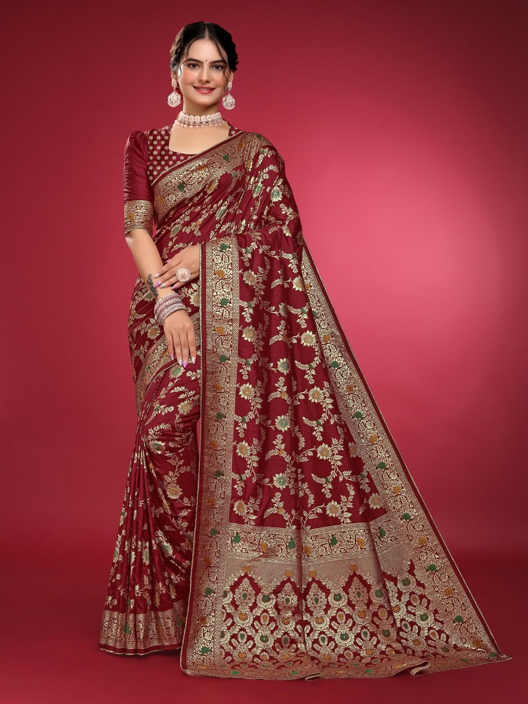 

Aagiri Woven Design Zari Banarasi Saree, Maroon
