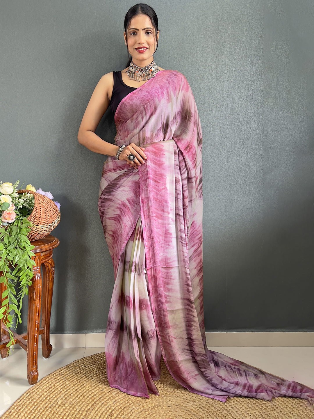 

KAYOMMI Tie and Dye Pure Chiffon Ready to Wear Saree, Pink