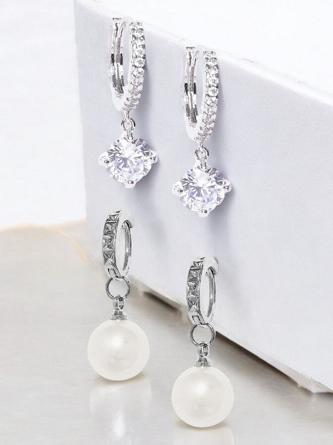 

OOMPH Contemporary Drop Earrings, Silver
